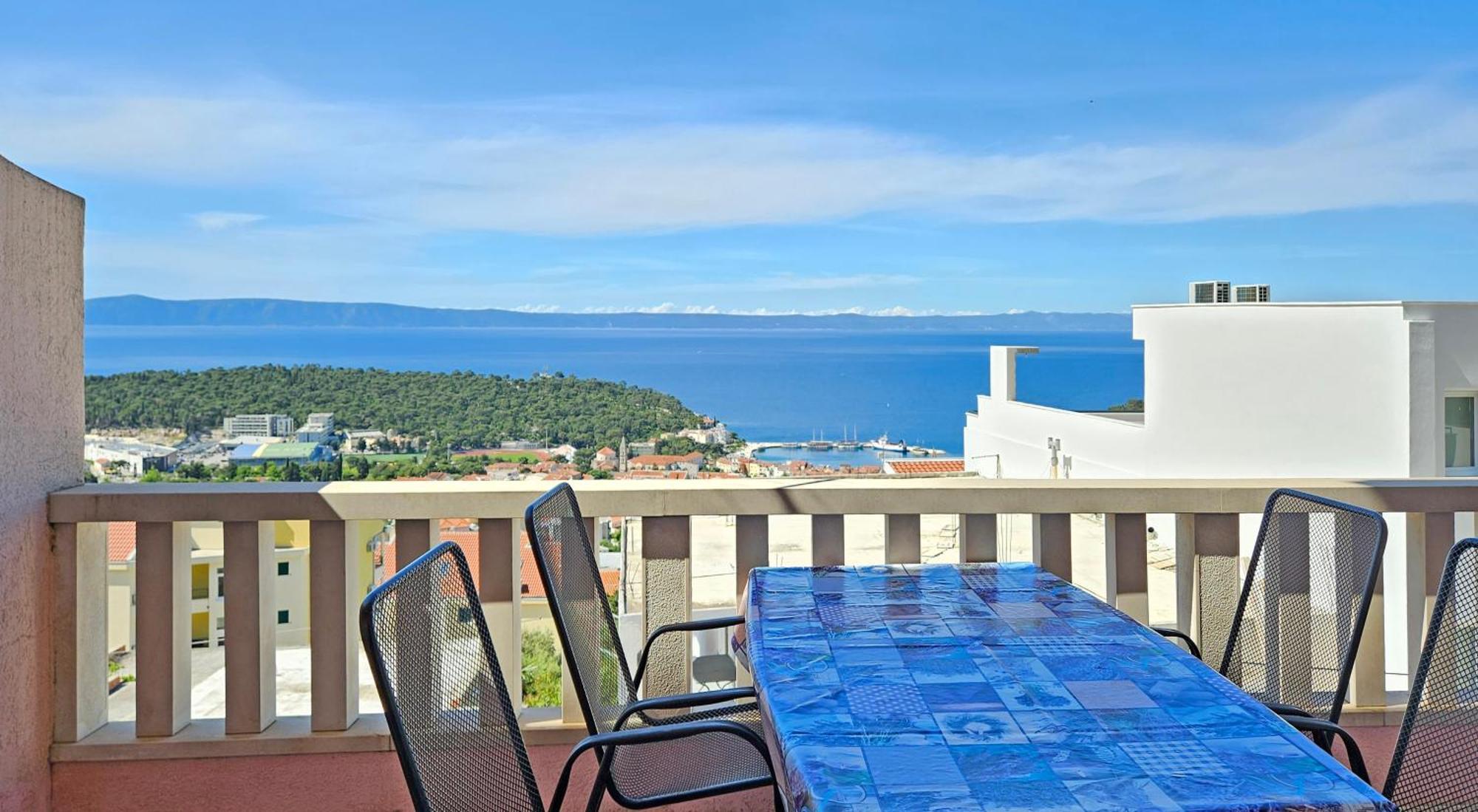 Emilija * Makarska